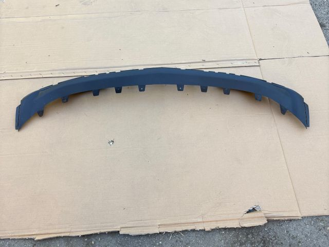 bontott MERCEDES-BENZ GLA Első Lökhárító Alsó Középső Díszrács