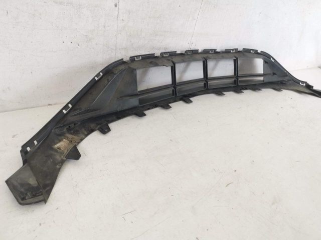 bontott MERCEDES-BENZ GLA Első Lökhárító Alsó (Műanyag)