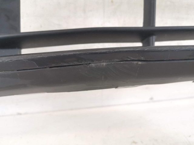 bontott MERCEDES-BENZ GLA Első Lökhárító Alsó (Műanyag)