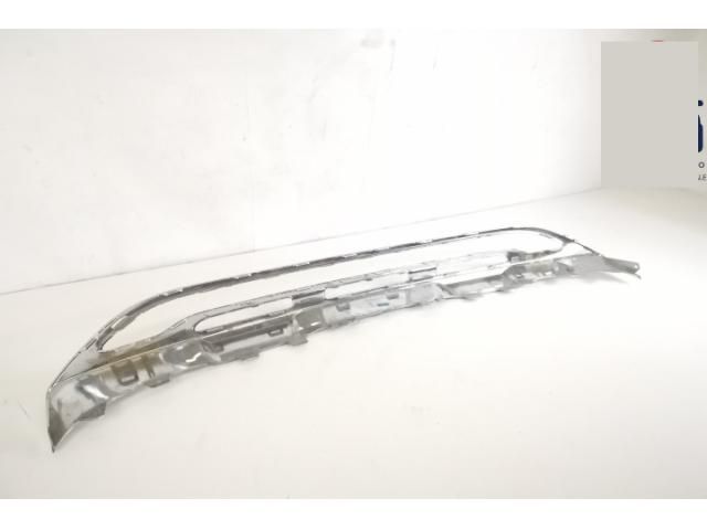 bontott MERCEDES-BENZ GLA Első Lökhárító Díszléc