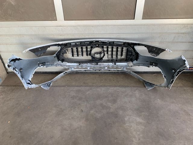 bontott MERCEDES-BENZ GLA Első Lökhárító (Üresen)