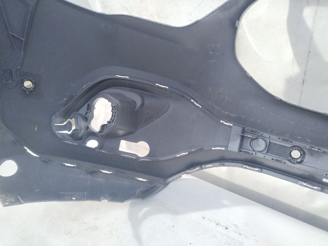 bontott MERCEDES-BENZ GLA Első Lökhárító (Üresen)