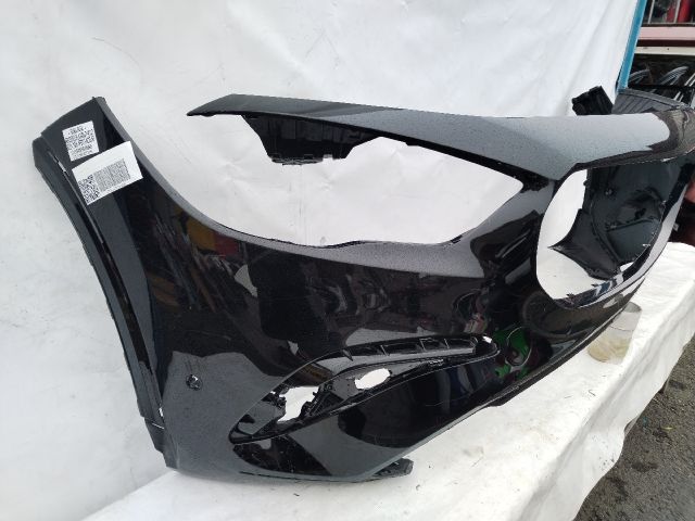 bontott MERCEDES-BENZ GLA Első Lökhárító (Üresen)