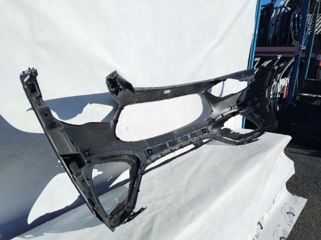 bontott MERCEDES-BENZ GLA Első Lökhárító (Üresen)