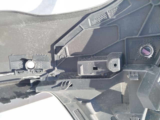 bontott MERCEDES-BENZ GLA Első Lökhárító (Üresen)