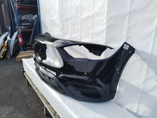 bontott MERCEDES-BENZ GLA Első Lökhárító (Üresen)