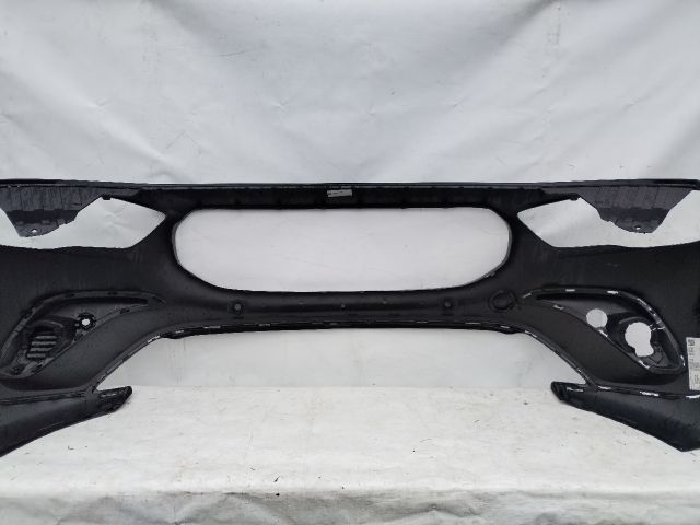 bontott MERCEDES-BENZ GLA Első Lökhárító (Üresen)