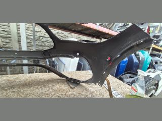 bontott MERCEDES-BENZ GLA Első Lökhárító (Üresen)