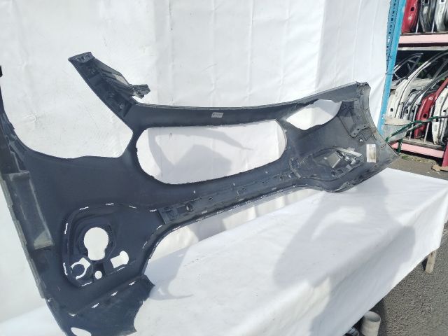 bontott MERCEDES-BENZ GLA Első Lökhárító (Üresen)