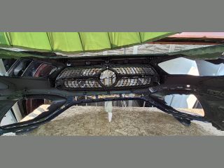 bontott MERCEDES-BENZ GLA Első Lökhárító (Üresen)