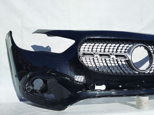 bontott MERCEDES-BENZ GLA Első Lökhárító (Üresen)