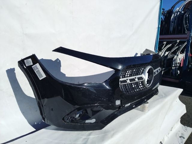 bontott MERCEDES-BENZ GLA Első Lökhárító (Üresen)