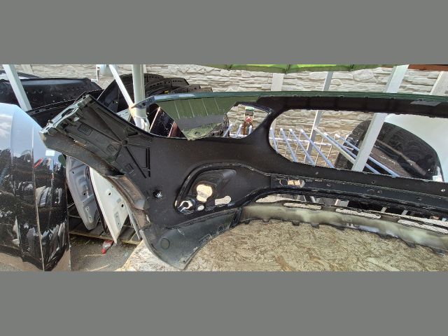 bontott MERCEDES-BENZ GLA Első Lökhárító (Üresen)