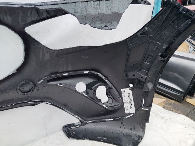 bontott MERCEDES-BENZ GLA Első Lökhárító (Üresen)