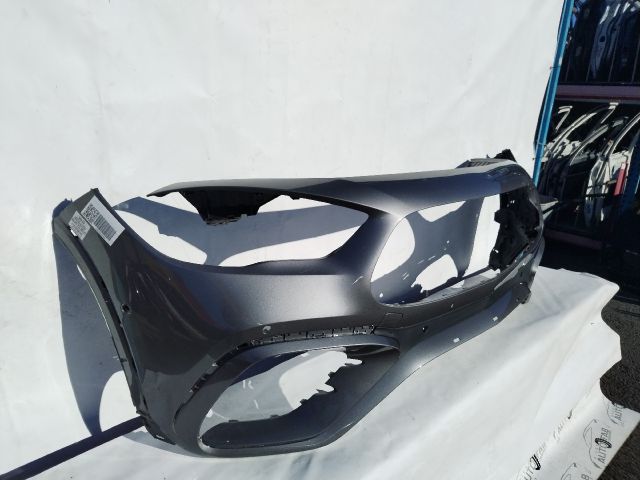 bontott MERCEDES-BENZ GLA Első Lökhárító (Üresen)