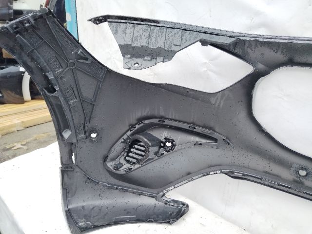 bontott MERCEDES-BENZ GLA Első Lökhárító (Üresen)