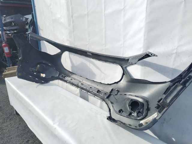 bontott MERCEDES-BENZ GLA Első Lökhárító (Üresen)