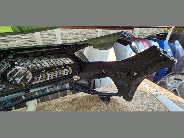 bontott MERCEDES-BENZ GLA Első Lökhárító (Üresen)