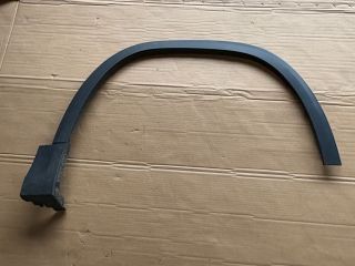 bontott MERCEDES-BENZ GLA Első Szélvédő Jobb Díszléc