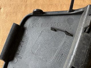 bontott MERCEDES-BENZ GLA Első Vonószem Burkolat