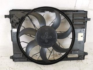 bontott MERCEDES-BENZ GLA Hűtőventilátor