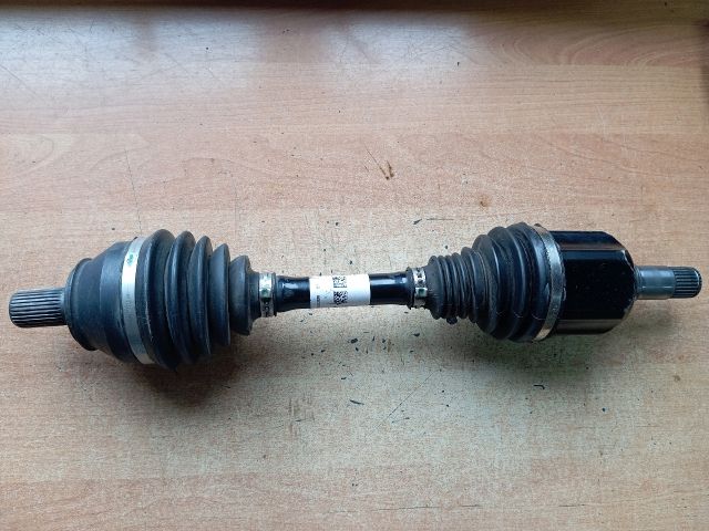 bontott MERCEDES-BENZ GLA Bal Féltengely