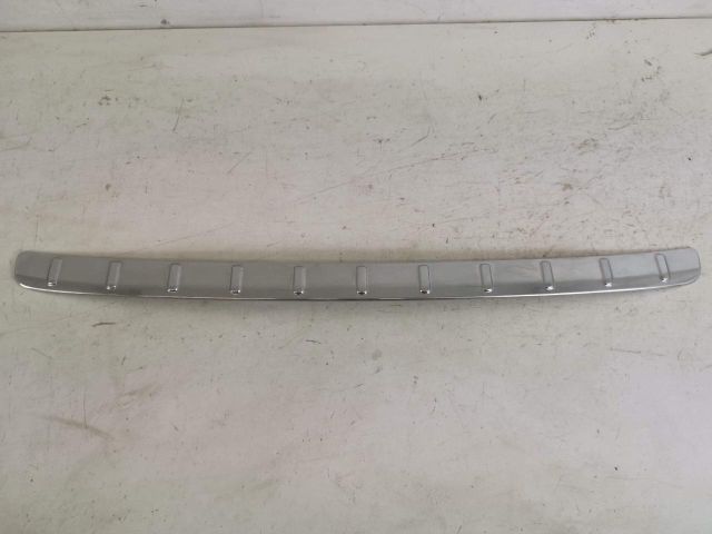 bontott MERCEDES-BENZ GLA Hátsó Lökhárító Díszléc