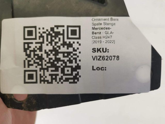 bontott MERCEDES-BENZ GLA Hátsó Lökhárító Díszléc