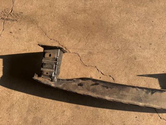 bontott MERCEDES-BENZ GLA Hátsó Lökhárító Merevítő (Fém)