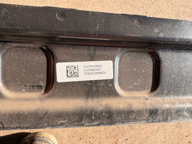 bontott MERCEDES-BENZ GLA Hátsó Lökhárító Merevítő (Fém)