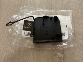 bontott MERCEDES-BENZ GLA Hátsó Vonószem Burkolat