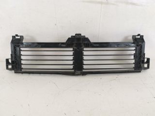 bontott MERCEDES-BENZ GLA Hűtő Légterelő