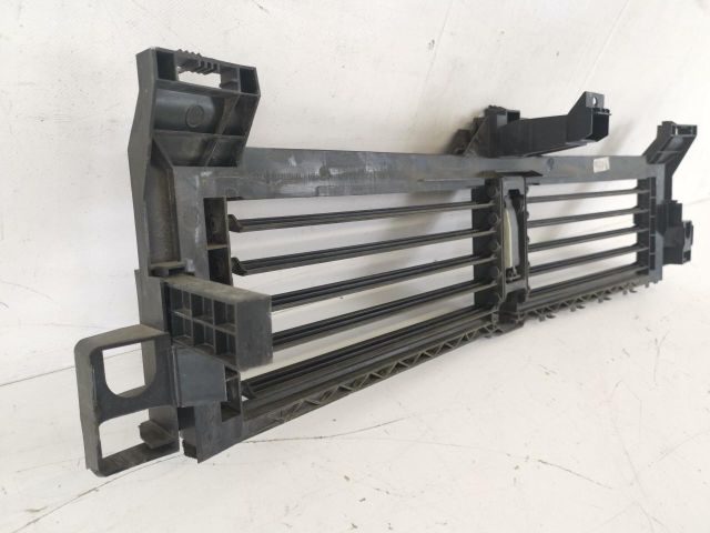 bontott MERCEDES-BENZ GLA Hűtő Légterelő