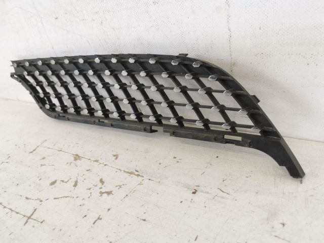 bontott MERCEDES-BENZ GLA Hűtőrács