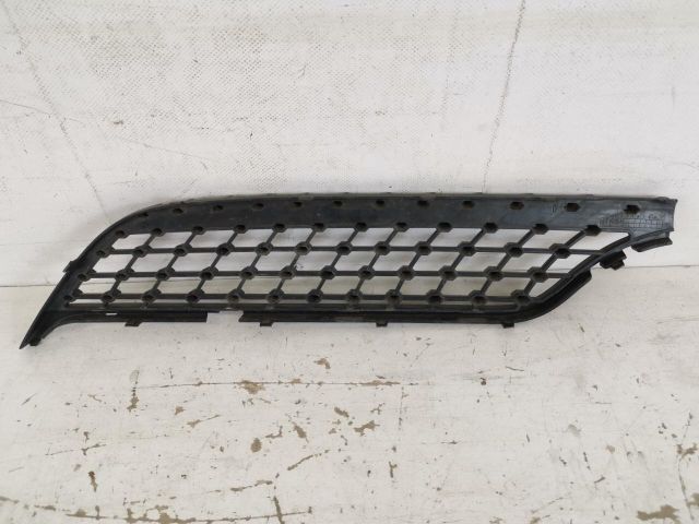 bontott MERCEDES-BENZ GLA Hűtőrács