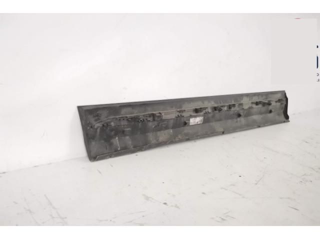 bontott MERCEDES-BENZ GLA Jobb első Ajtó Díszléc