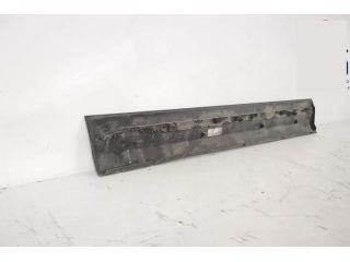 bontott MERCEDES-BENZ GLA Jobb első Ajtó Díszléc