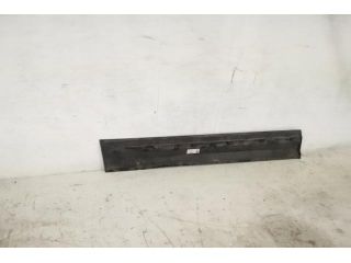 bontott MERCEDES-BENZ GLA Jobb első Ajtó Díszléc