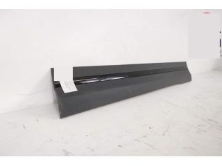 bontott MERCEDES-BENZ GLA Jobb első Ajtó Díszléc