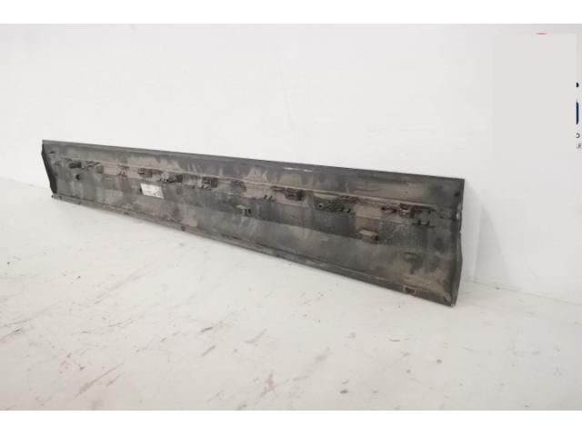 bontott MERCEDES-BENZ GLA Jobb első Ajtó Díszléc