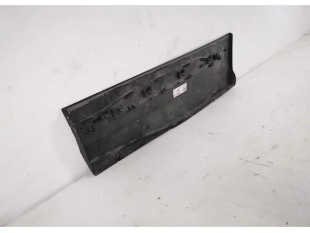 bontott MERCEDES-BENZ GLA Jobb hátsó Ajtó Díszléc