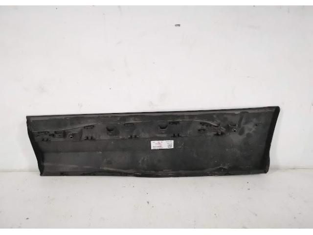 bontott MERCEDES-BENZ GLA Jobb hátsó Ajtó Díszléc