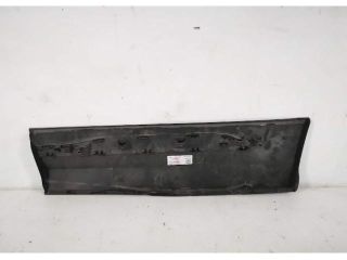 bontott MERCEDES-BENZ GLA Jobb hátsó Ajtó Díszléc