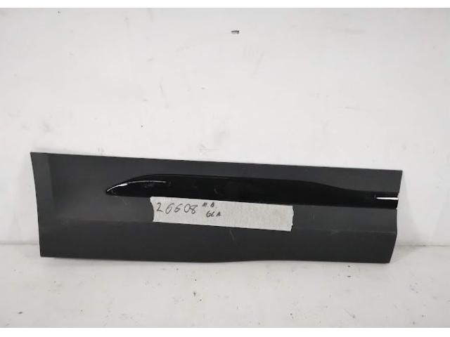 bontott MERCEDES-BENZ GLA Jobb hátsó Ajtó Díszléc