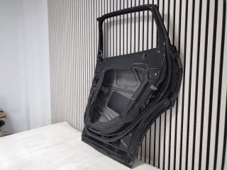 bontott MERCEDES-BENZ GLA Jobb hátsó Ajtó (Üres lemez)