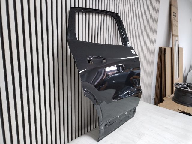 bontott MERCEDES-BENZ GLA Jobb hátsó Ajtó (Üres lemez)