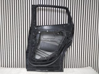 bontott MERCEDES-BENZ GLA Jobb hátsó Ajtó (Üres lemez)