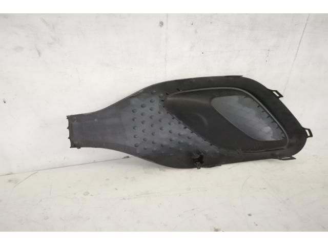 bontott MERCEDES-BENZ GLA Jobb Ködlámpa Rács