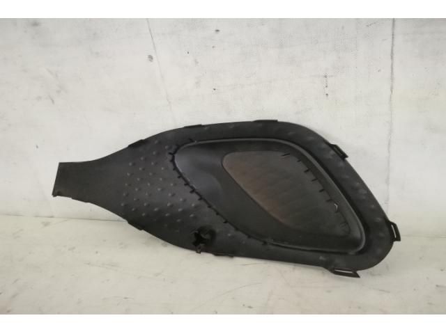 bontott MERCEDES-BENZ GLA Jobb Ködlámpa Rács