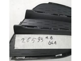 bontott MERCEDES-BENZ GLA Jobb Ködlámpa Rács